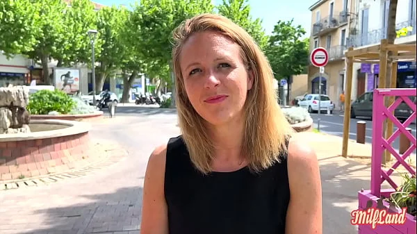 Julie, milf coquine en quête de plaisir Part 1