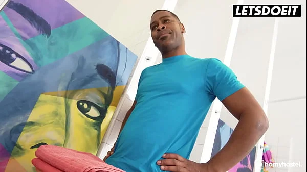 Sexy Babe Kim Kalash Drilled Deep By BBC In Hostel Room - HORNY HOSTEL