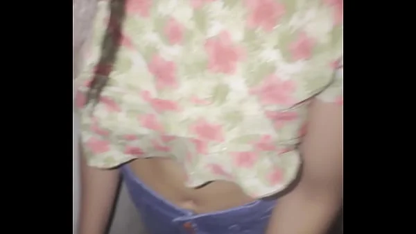 Mis amigos estaban cogiendo en los cuartos y me tuve que COGER en el baño de una casa a la morrita enfiestada! En una fiesta de compas