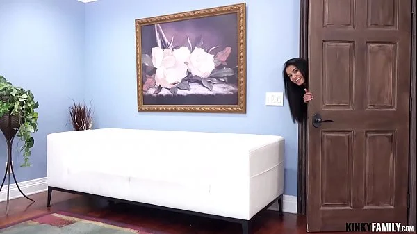 Kinky Family - My hot shameless stepdaughter Viva Athena