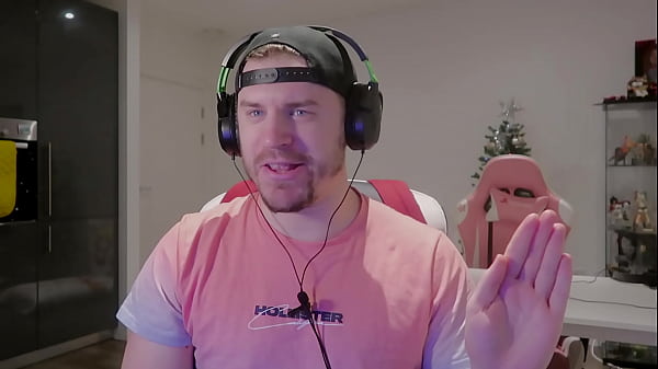 I Asked Mrs. Claus For My Christmas Present (Fap CEO) [Uncensored]